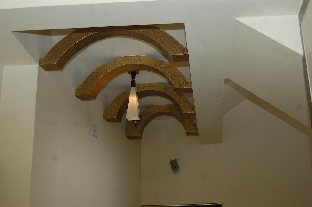 Metro Palace Otel Bikaner Dış mekan fotoğraf